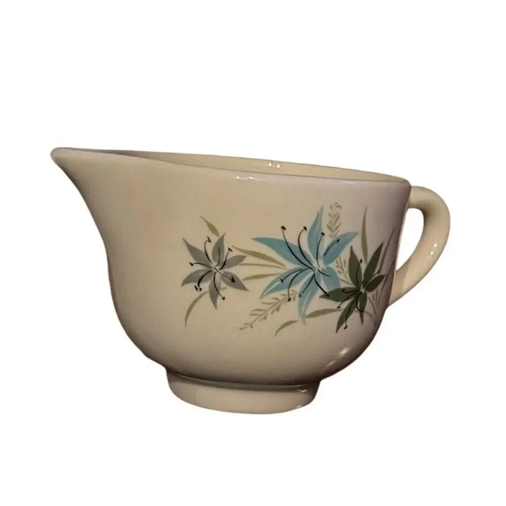 Tiger‎ Lily Floral Creamer (1) VTG Sabin China (Unmarked) Kitchen Coffee Tea